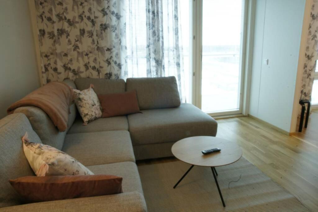 Keskustan Kaksio 45 M2 Autopaikalla, Rautatienkatu 19, 9 Krs Apartman Oulu Kültér fotó