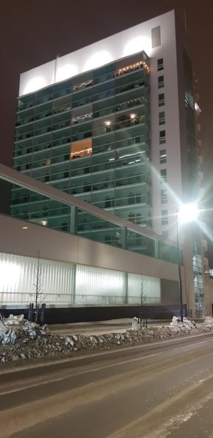 Keskustan Kaksio 45 M2 Autopaikalla, Rautatienkatu 19, 9 Krs Apartman Oulu Kültér fotó