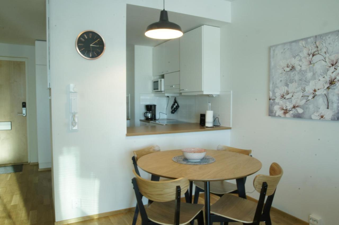 Keskustan Kaksio 45 M2 Autopaikalla, Rautatienkatu 19, 9 Krs Apartman Oulu Kültér fotó