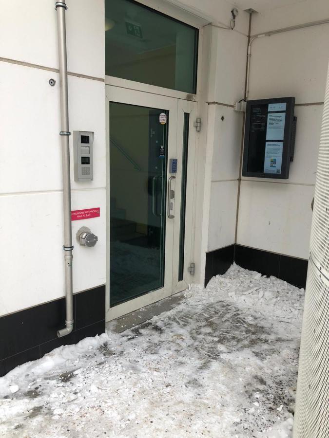 Keskustan Kaksio 45 M2 Autopaikalla, Rautatienkatu 19, 9 Krs Apartman Oulu Kültér fotó