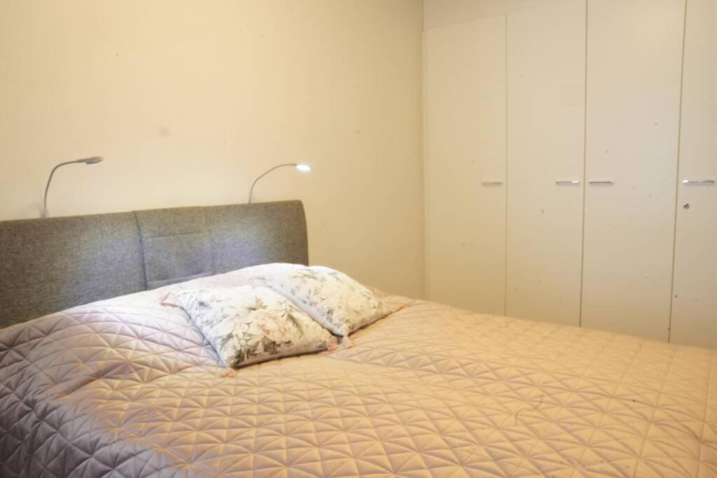 Keskustan Kaksio 45 M2 Autopaikalla, Rautatienkatu 19, 9 Krs Apartman Oulu Kültér fotó